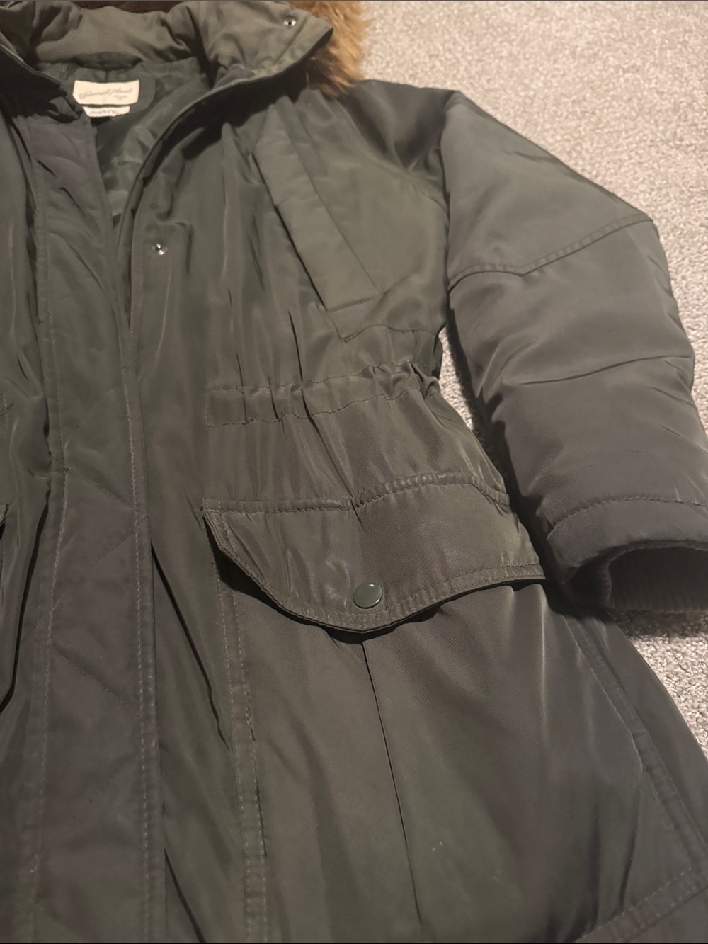 Universal Thread Olive Green Parka with Faux Fur Trim Hood - Picture 5 of 11